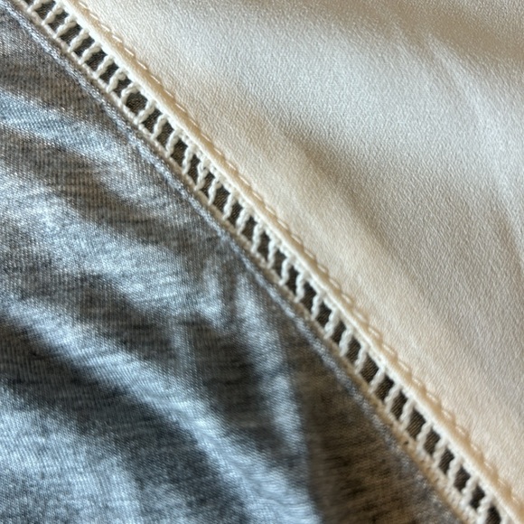 Super comfy 2 toned top - Picture 3 of 3